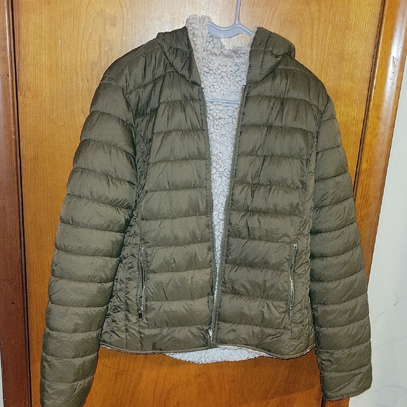 Love Tree Olive Puffer Jacket with Hood - Picture 1 of 4